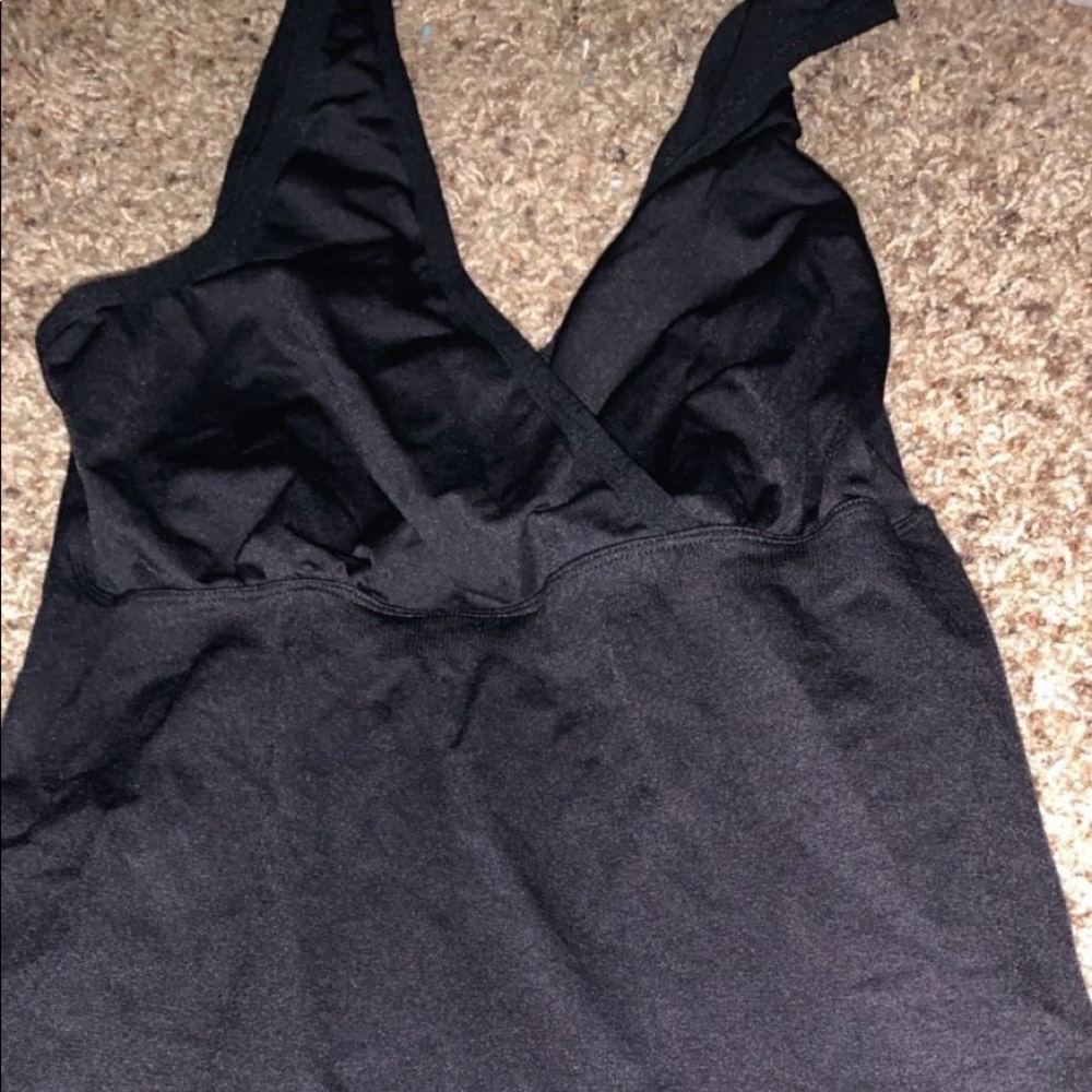 black skinny tank top